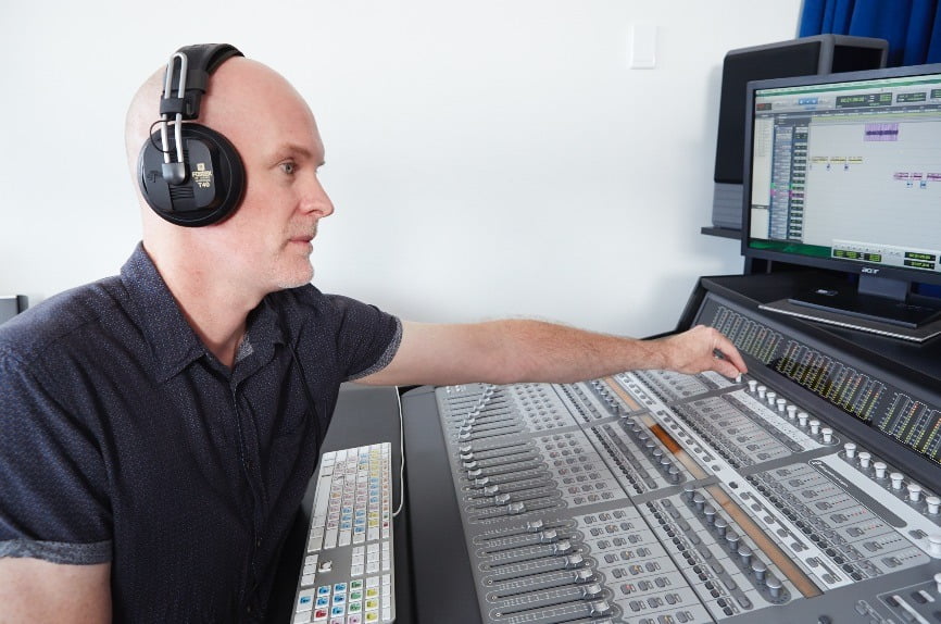 Read more about the article Getting the best audio quality for your podcast
